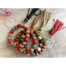 Load image into Gallery viewer, Scrunchy Mama Women’s Keychain Wristlet Cheetah Print -