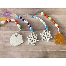 Load image into Gallery viewer, Christmas &amp; Winter Themed Teething Clip - baby gifts
