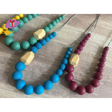 Load image into Gallery viewer, Modern Stylish Breastfeeding Necklace - breastfeeding gift
