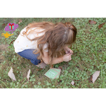 Load image into Gallery viewer, Outdoor Nature Scavenger Hunt Bag - toddler toys
